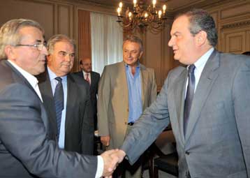 Με κινητοποιήσεις απαντά η ΓΣΕΕ στη «σφιχτή» οικονομική πολιτική της κυβέρνησης