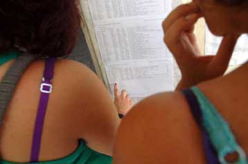 Προβληματισμένοι οι νομάρχες για τις κενές θέσεις των περιφερειακών ΤΕΙ της χώρας