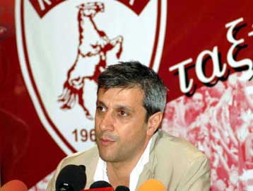 Ο Πηλαδάκης ανακοίνωσε την πολυμετοχική ΠΑΕ Λάρισα