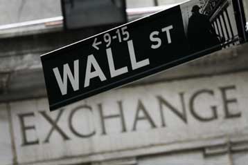 Σταθεροποιητικές τάσεις την Παρασκευή στη Γουόλ Στριτ, κέρδη στην Ευρώπη
