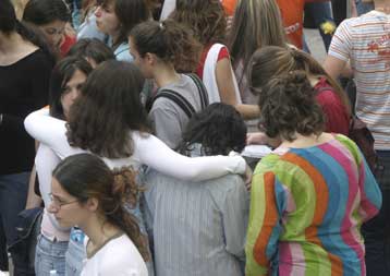 Εκστρατεία ενημέρωσης για τον ιό της νέας γρίπης από το υπουργείο Παιδείας