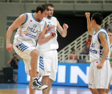 Εφτασε η εθνική στο Μάριμπορ, αμφίβολος για το Σάββατο ο Σόφο