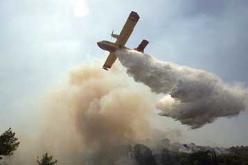 Υπό έλεγχο η πυρκαγιά στη Μαγνησία, νέες φωτιές σε Αρκαδία και Αργολίδα
