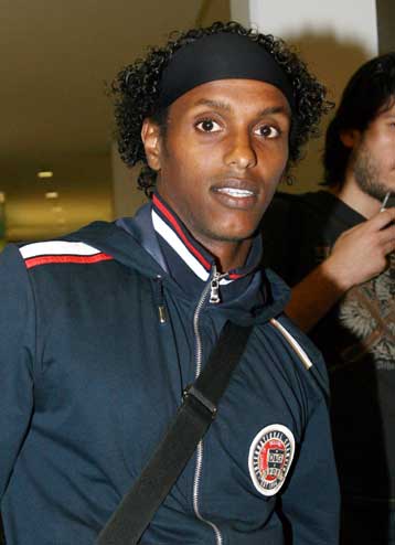 Kαι ξαφνικά… Χέρσι στην ΑΕΚ, αποχαιρετά ο Τζιμπούρ