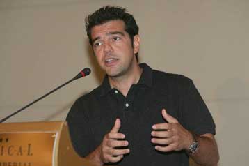 «Δεν φοβάμαι τη διάσπαση του ΣΥΡΙΖΑ, αλλά το τέλμα», δηλώνει ο Αλέξης Τσίπρας