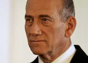 Στο εδώλιο του κατηγορούμενου ο τέως πρωθυπουργός του Ισραήλ, Εχούντ Ολμέρτ