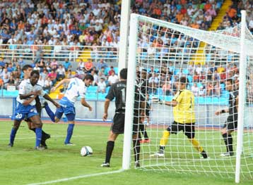 «Πάρτι» στα Ιωάννινα με τον ΠΑΣ να ακολουθεί την παράδοση απέναντι στον Πανθρακικό