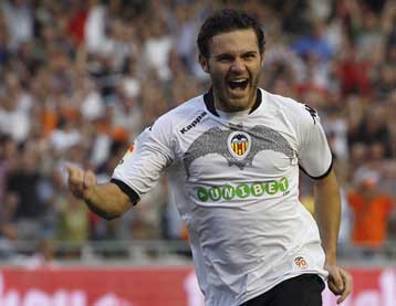 Πέταξαν οι «νυχτερίδες», εντυπωσιακή η Χετάφε