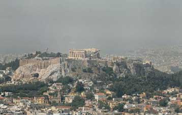 Απέραντο καμίνι η Αθήνα εξαιτίας του τρόπου δόμησης και των υλικών κατασκευής της