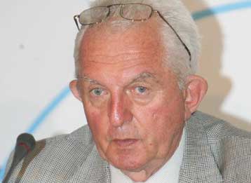 Σχέδιο μείωσης του προσωπικού κατά 2.000 άτομα εξετάζει ο ΟΤΕ