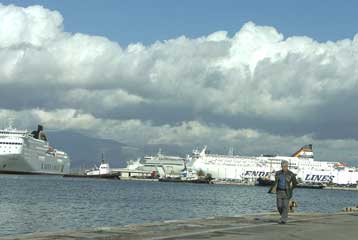 Δημοπράτηση έργων στους λιμένες Πατρών και Ηγουμενίτσας