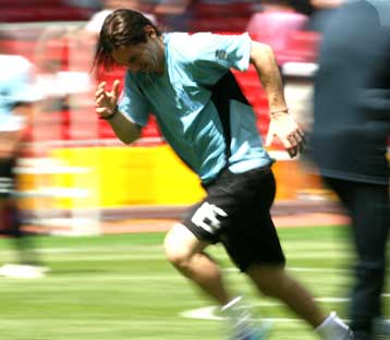 Νέο συμβόλαιο με τη Μπαρτσελόνα θα υπογράψει ο Μέσι