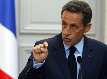 Γαλλία, Γερμανία και Βρετανία ζητούν «υποχρεωτικούς κανόνες» για τα τραπεζικά μπόνους