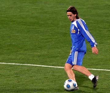 Προπονήθηκε ο Κουτσιανικούλης, ενσωματώθηκε στην Ελπίδων ο Παπάζογλου