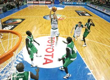 Σοκ στη Σλοβενία με Ούντριχ, χάνει το Ευρωμπάσκετ