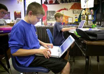 Από 1η Οκτωβρίου η διάθεση φορητών υπολογιστών στην Α Γυμνασίου