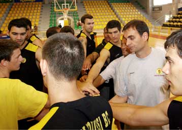 Το Μαρούσι κλείνει το ρόστερ με Γιέμντχακεν, ήρθε ο Αριγκμπάμπου