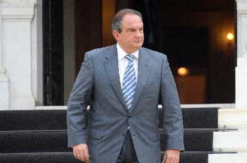 Μόνο για το εθνικό συμφέρον η προσφυγή στις κάλπες, τονίζει ο πρωθυπουργός