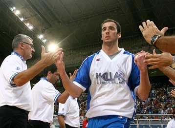 Νίκη με ΠΓΔΜ θέλουν Περπέρογλου και Κουφός