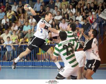 Πρόκριση και με ισοπαλία μπορεί ο ΠΑΟΚ στο χάντμπολ