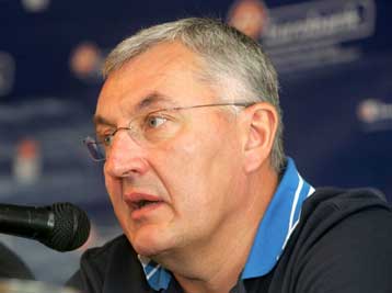 «Δεν είναι μυστικό ότι θέλουμε μετάλλιο» ο στόχος του Καζλάουσκας στο Ευρωμπάσκετ