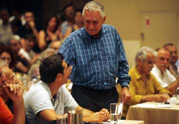 Τριγμούς στον ΣΥΝ προκαλούν οι ύστατες προσπάθειες ενότητας του ΣΥΡΙΖΑ