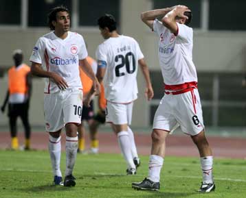 Θλάση ο Μαρέσκα, κάταγμα στο ρινικό οστό ο Ραούλ Μπράβο