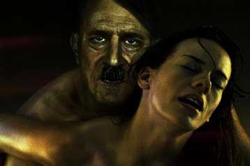 Αντιδράσεις προκαλεί διαφήμιση που «συνδέει» τον Χίτλερ με το AIDS