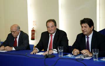 Η εκλογική μάχη μπορεί να κερδηθεί, επανέλαβε ο Κώστας Καραμανλής