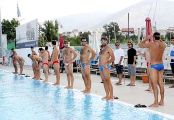 Πρώτη «ερυθρόλευκη βουτιά» με στόχο το νταμπλ και το φάιναλ-4 της Ευρωλίγκα