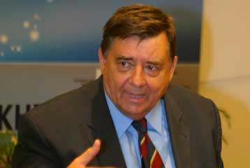 Αντιδράσεις μετρά ο Γ.Καρατζαφέρης για Ψινάκη και Ανατολάκη