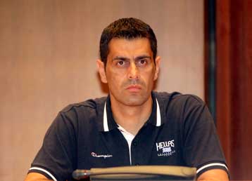 «Ξεχνάμε τη Γερμανία και βλέπουμε τη συνέχεια» είπε ο Καζάζης ενόψει Γαλλίας