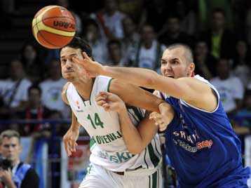 Καρδιοχτύπησε η Ισπανία από την Μ.Βρετανία, δύο στα δύο για τη Σλοβενία, 80-69 τη Σερβία