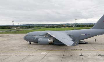 Λανθασμένος συναγερμός για βόμβα σε βρετανική αεροπορική βάση