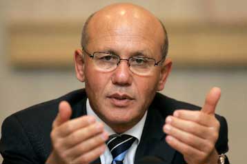 Συνάντηση με τον ΓΓ του ΟΗΕ στη Νέα Υόρκη επιδιώκει να «κλείσει» ο Ταλάτ