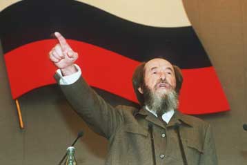 Το «Αρχιπέλαγος Γκουλάγκ» του Σολζενίτσιν λυτρώνεται στα ρωσικά σχολεία