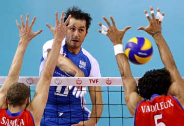 Η Ελλάδα έχασε με 3-1 σετ από τη Γαλλία, θυμίζοντας κάτι από… Γερμανία