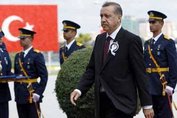 «Χαστούκι» της Κομισιόν στον Ερντογάν για το πρόστιμο-μαμούθ στον όμιλο Dogan