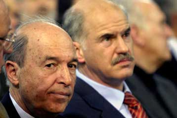 Εκτός ψηφοδελτίων του ΠΑΣΟΚ ο πρώην πρωθυπουργός Κώστας Σημίτης