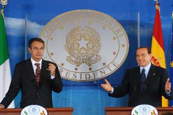 Είμαι πρωθυπουργός… ίνδαλμα και δεν πληρώνω για σεξ, λέει ο Μπερλουσκόνι