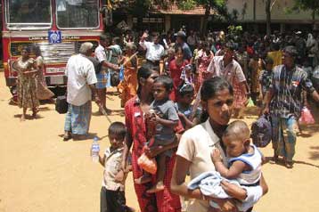 Το δρόμο της επιστροφής πήραν 10.000 πρόσφυγες του πολέμου στη Σρι Λάνκα