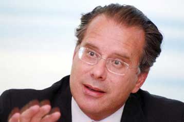 Οι χειρισμοί για την ονομασία της ΠΓΔΜ στο επίκεντρο κόντρας μεταξύ ΝΔ και ΠΑΣΟΚ