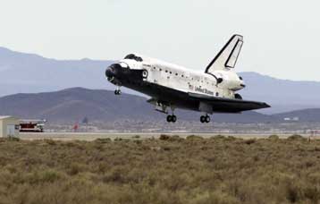 Επιστροφή στη Γη για το διαστημικό λεωφορείο Discovery