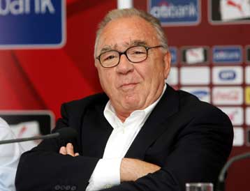 Ο Ολυμπιακός… διαψεύδει το «ναυάγιο» με Φερναντίνιο