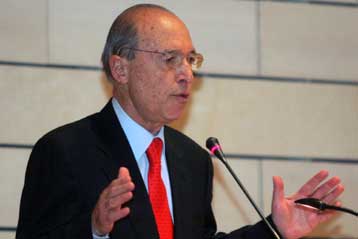 Το παρασκήνιο πίσω από τη μη συμμετοχή του Κ.Σημίτη στα ψηφοδέλτια