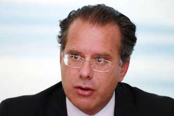 Για ανεφάρμοστο πρόγραμμα του ΠΑΣΟΚ με κόστος 10 δισ. ευρώ μιλά η ΝΔ