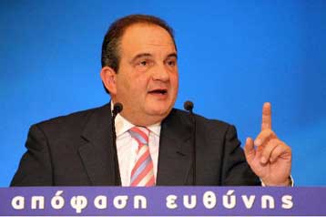 Επιστροφή στο «δώστα όλα» καταλογίζει στον Γ.Παπανδρέου ο πρωθυπουργός