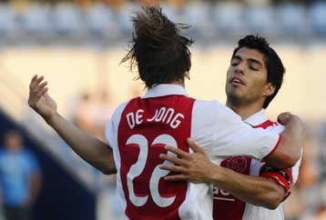 «Αίας» από τα παλιά ο Αγιαξ και πλησίασε το «τριάρι» του ρετιρέ