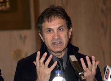 Συναυλία για τους πρόσφυγες δίνουν Νταλάρας, Θαλασσινός, Στόκας