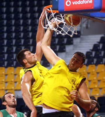 Με φιλική νίκη 66-52 επί της Βανόλι επιστρέφει ο Αρης